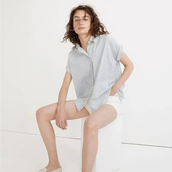 MADEWELL‎ Courier Pintuck-Back Shirt in Stripe - Picture 1 of 6
